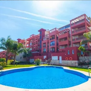 Hermoso alquiler -Piscina - Playa - campo de Golf Apartamento Benalmádena
